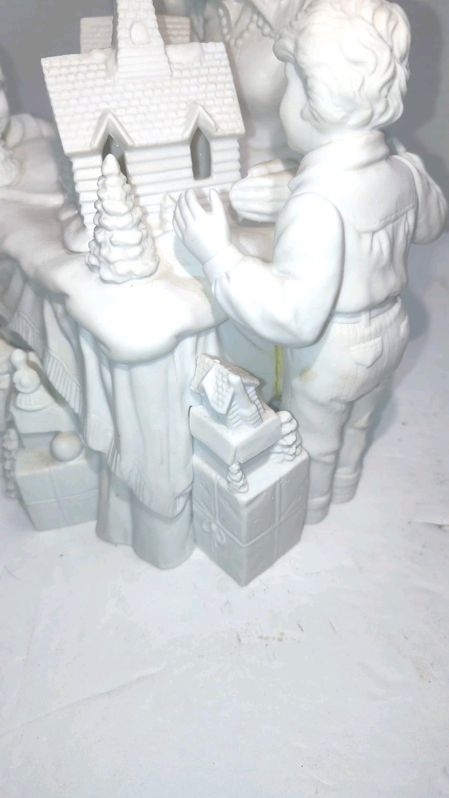 Vintage DEPT 56 Winter Silhouette “A Family Tradition” PORCELAIN FIGURINE