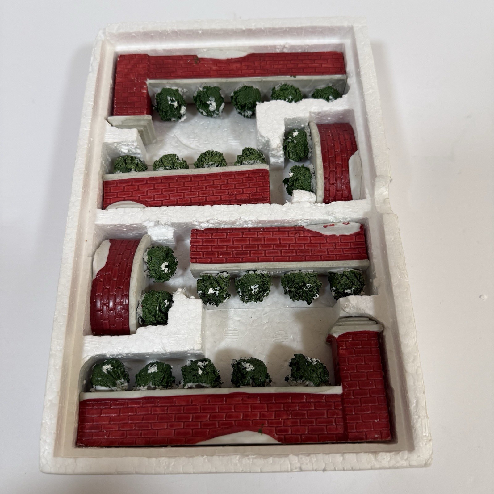 Vtg Lemax Dickensvale Collection*Porcelain brick wall*set of six*1992*#23059