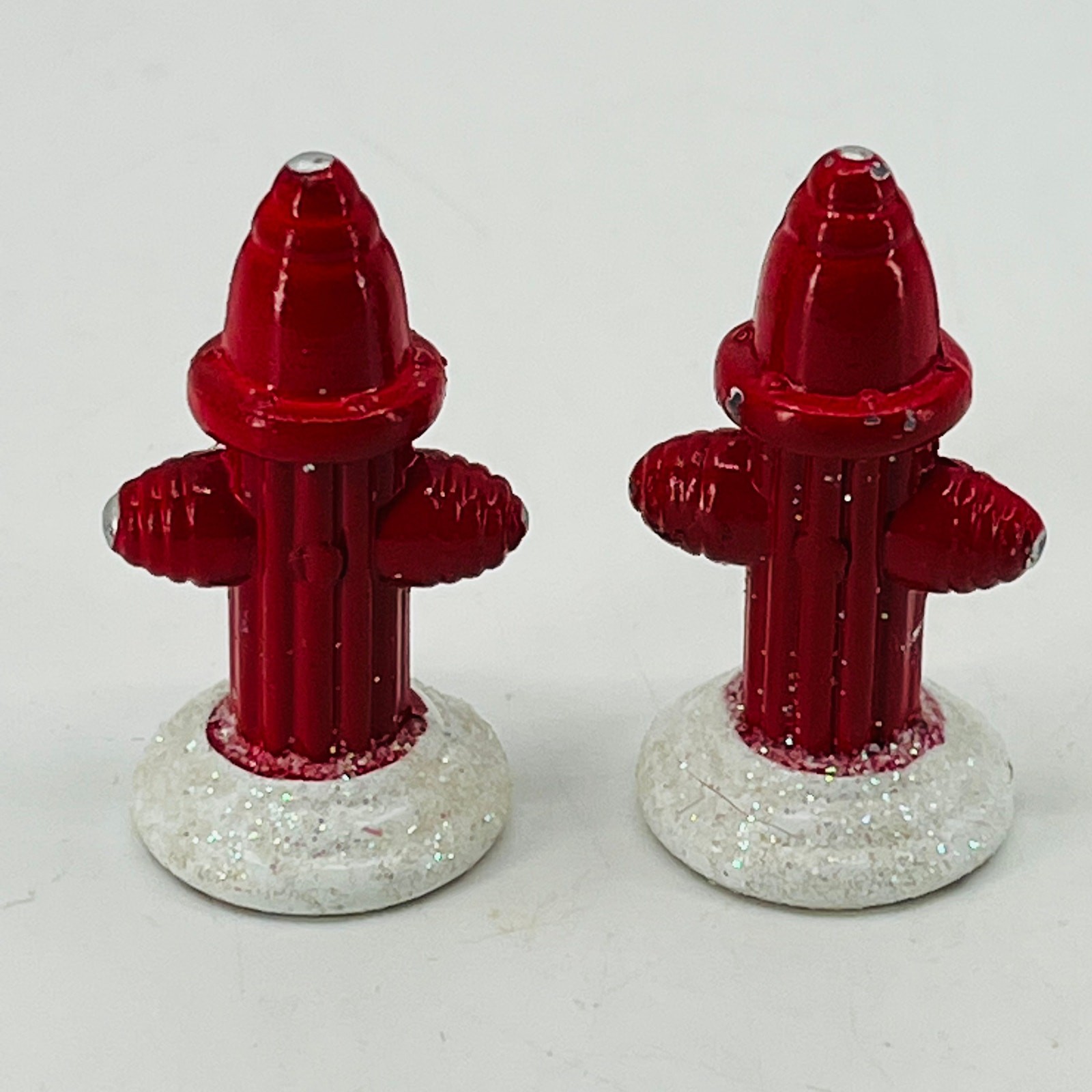 Vintage Christmas Village Metal Fire Hydrant Set of 2 Glitter Snow 1.5” SB2