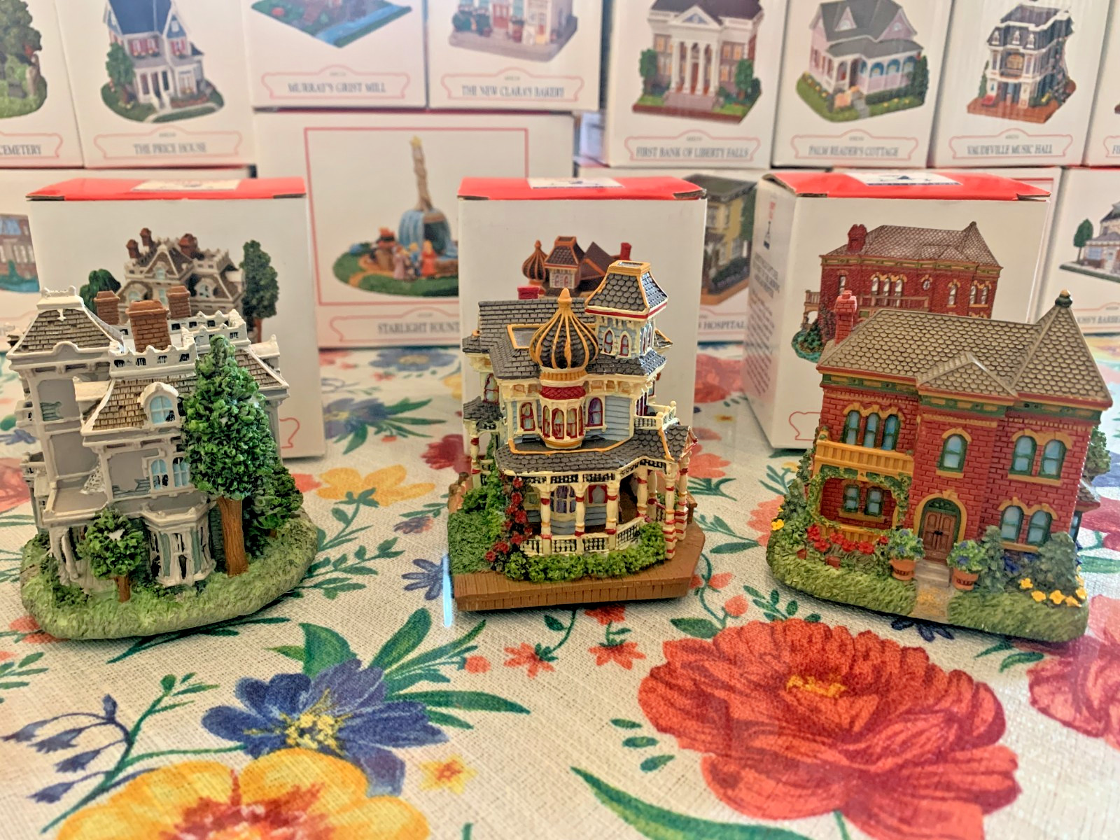 Liberty Falls American Collection lot 29 miniatures pewter house original boxes