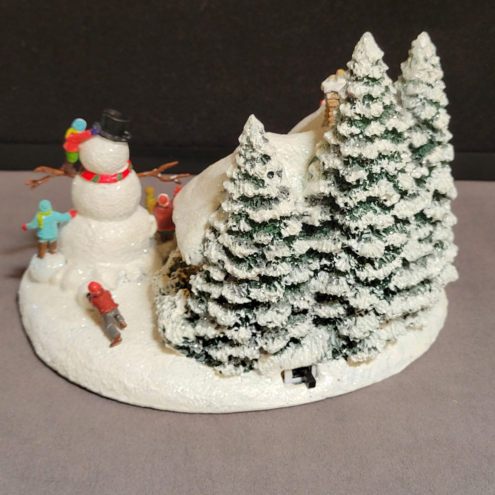 *Thomas Kinkade Painter Of Light Everett’s Cottage Lights Christmas Village FLAW