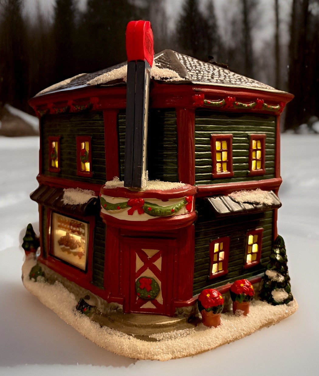 2015 St. Nicholas Square Village Collection “Farmers Market” Box and Light Mint