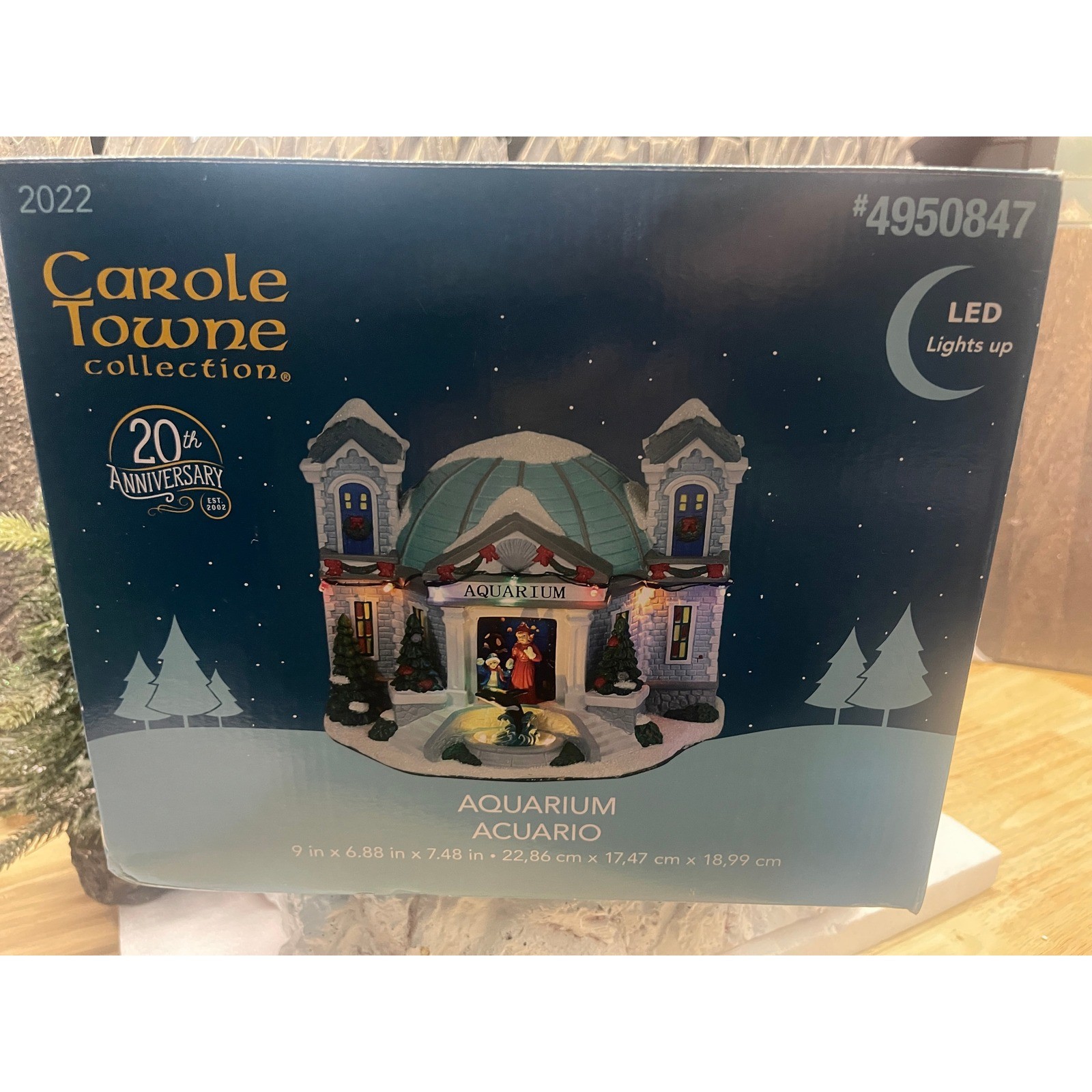 Carole Towne Collection 2022 AQUARIUM LED Light Up Christmas Village 4950847