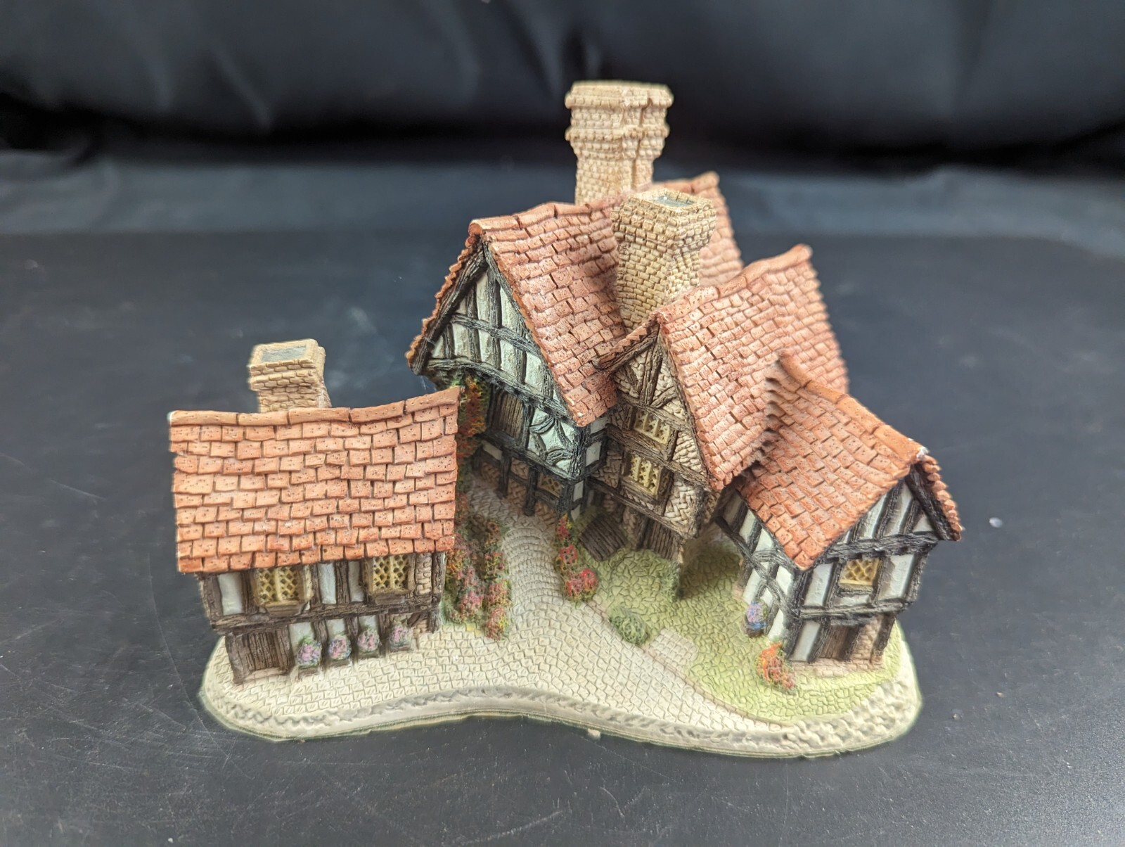 Vintage David Winter Cottage Collection, 1981 Stratford House