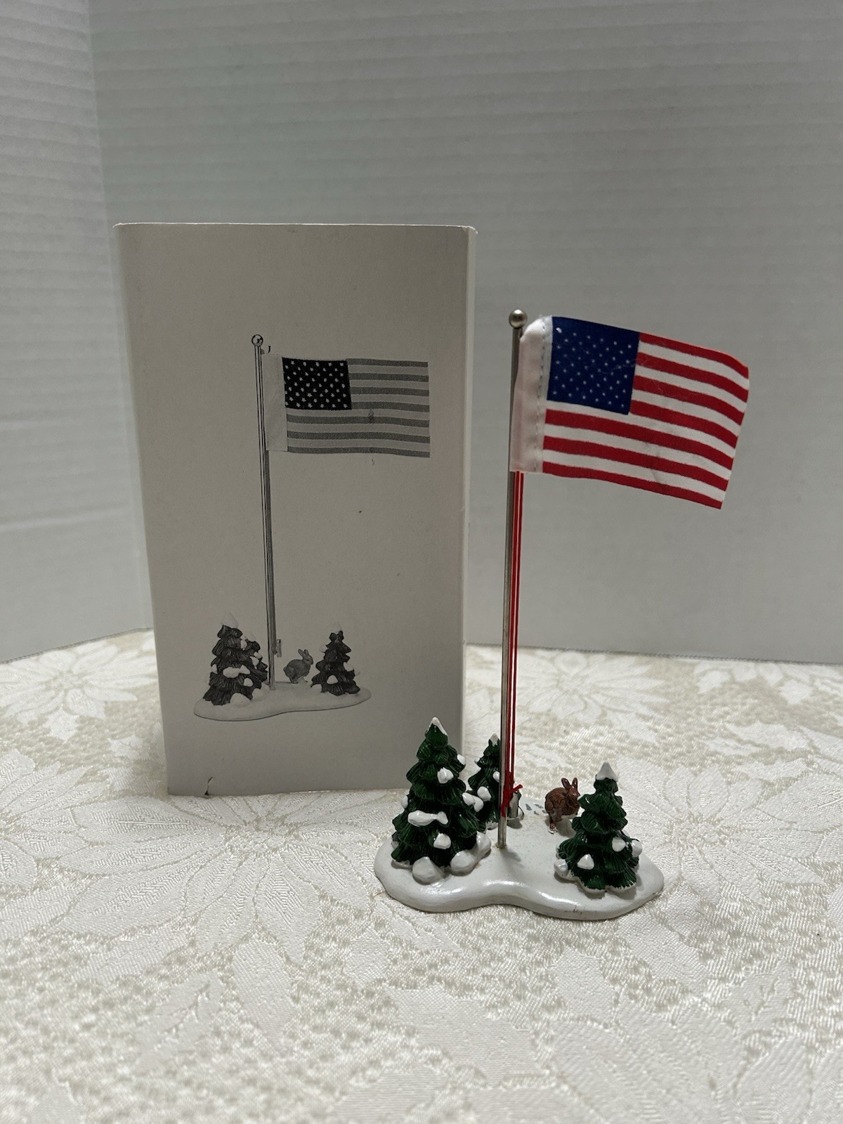 DEPT 56 Flagpole with American Flag #5177-2 Village Flag Pole Snow Bunny W/ Box