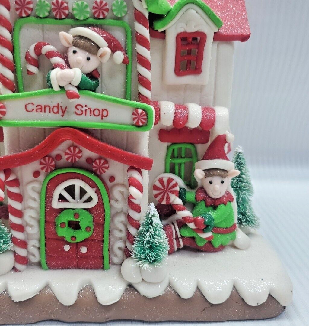 Christmas Candy Shop Light Up House Works 9″W x 7″D x 9″H