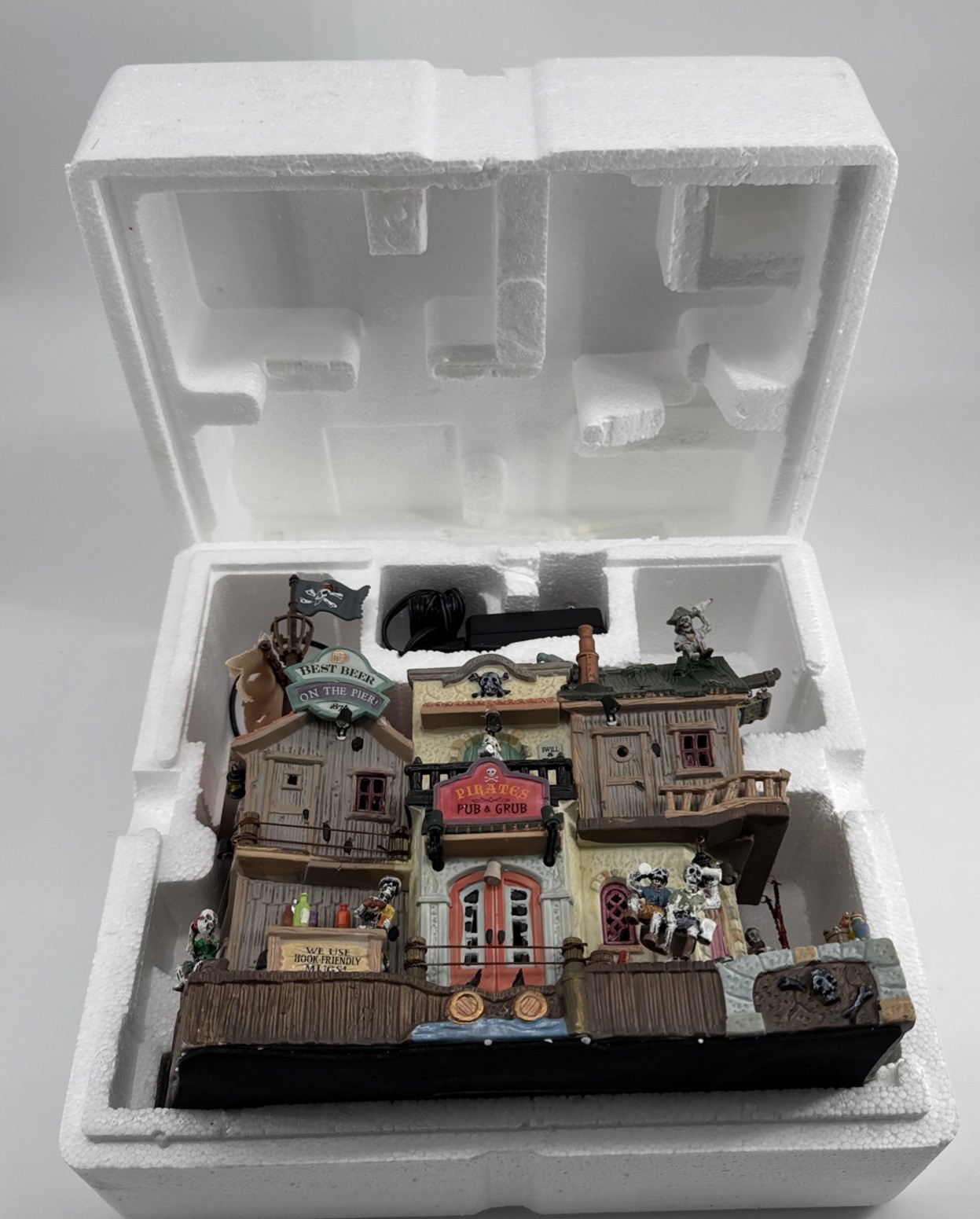 Lemax 2008 Spooky Town PIRATES PUB & GRUB Halloween Village House Retired READ