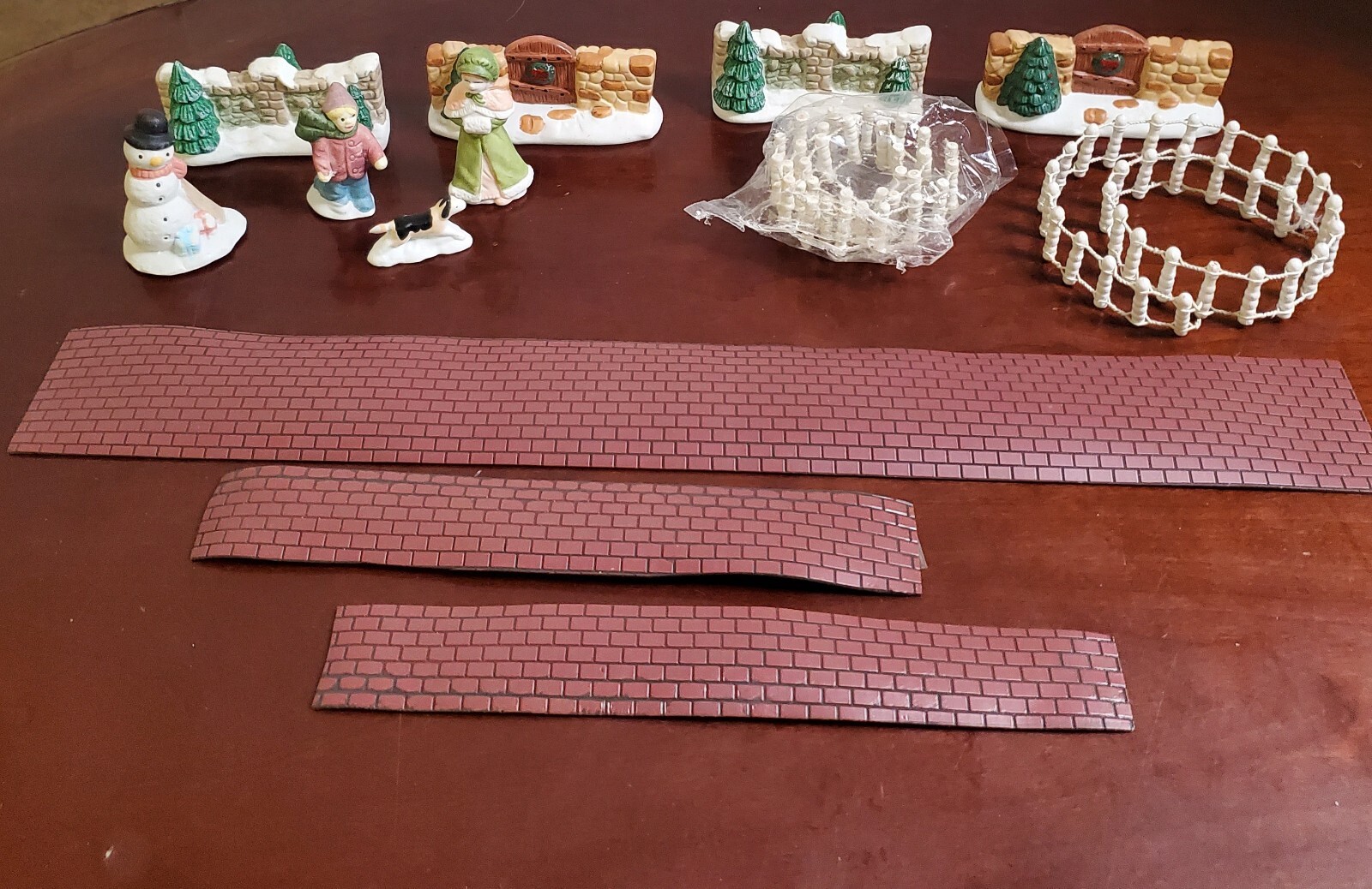 Lot Of Accessories For Miniature Village Porcelain Figures Brick Road Wood Fence