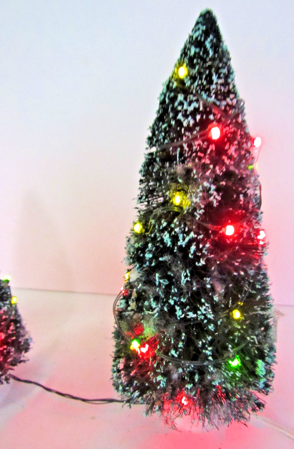 DEPT 56 “TWINKLING LIT TREES” ~ (SET OF 3) ~ *** BATTERY OPERATED ***