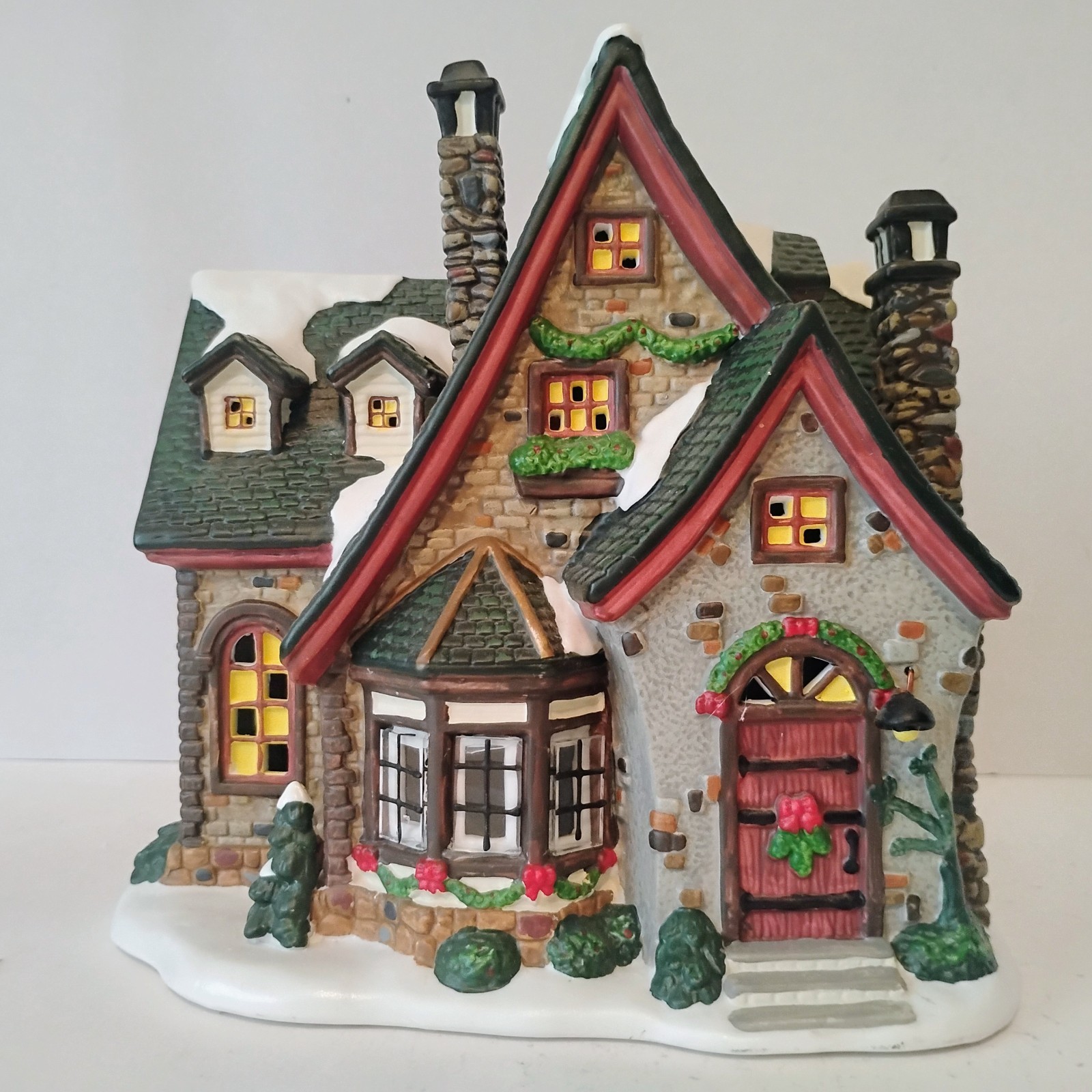 RARE St. Nicholas Square “Grandma’s House” 2003 Village Collection series w/box