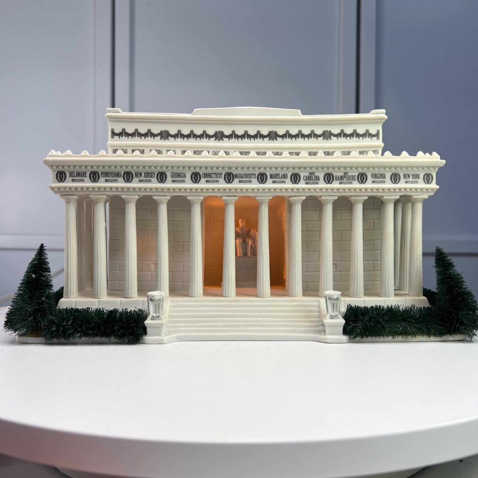 Dept 56 The Lincoln Memorial American Pride Collection From 2001 (No Box)