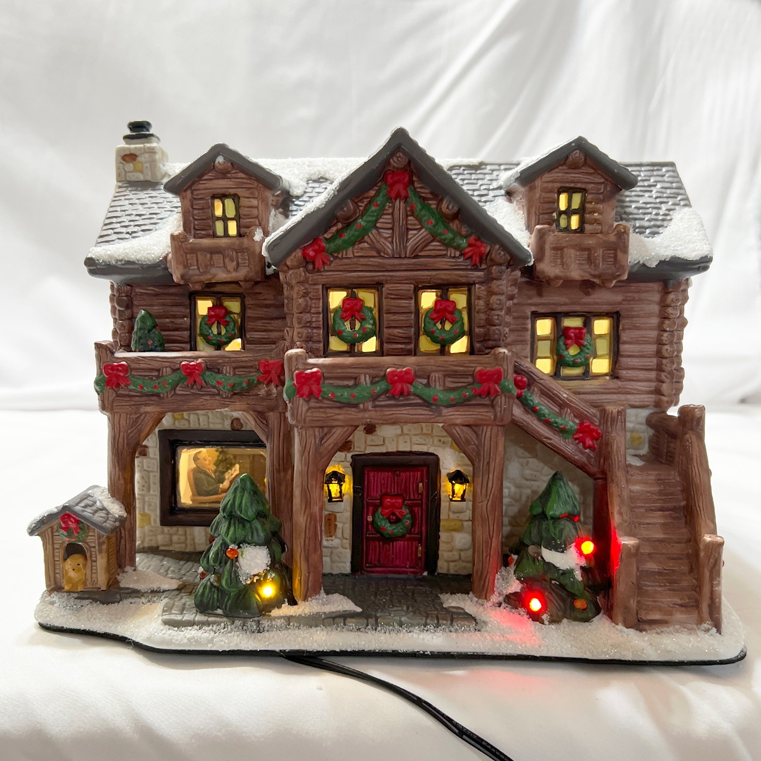 St Nicholas Square Christmas Village Collection Log Cabin 2010