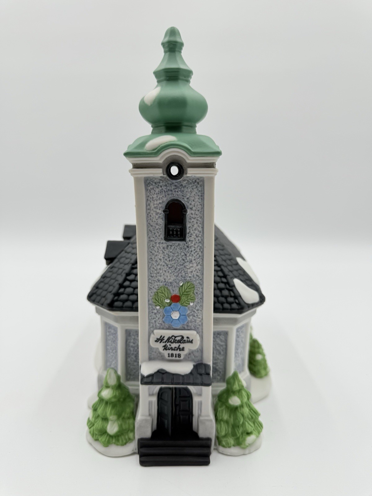 Christmas Depart 56 Alpine Village Series St. Nikolaus Kirche Church. Retired