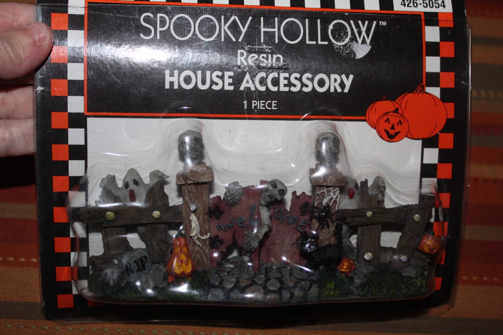 New Halloween Village Accessory Lot Fences Spooky Hollow – YS4 =