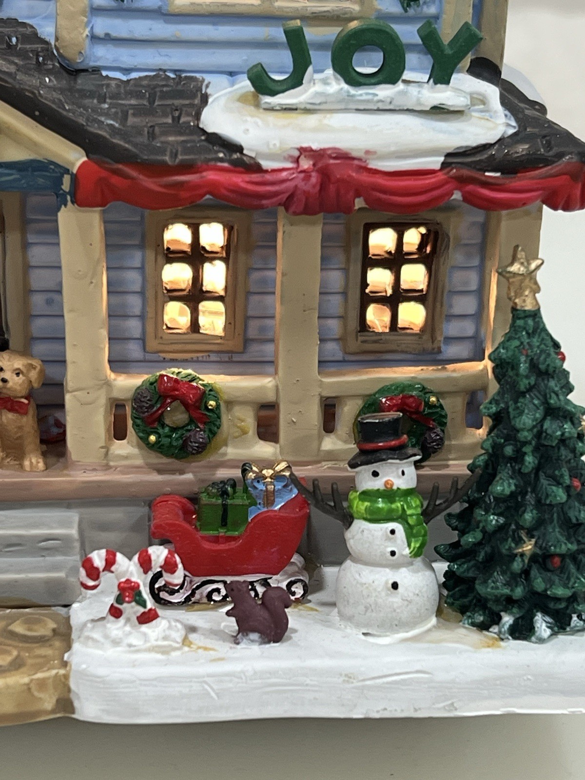 Lemax “Christmas Joy Residence” Porcelain Lighted Building 2023 Excellent & RARE