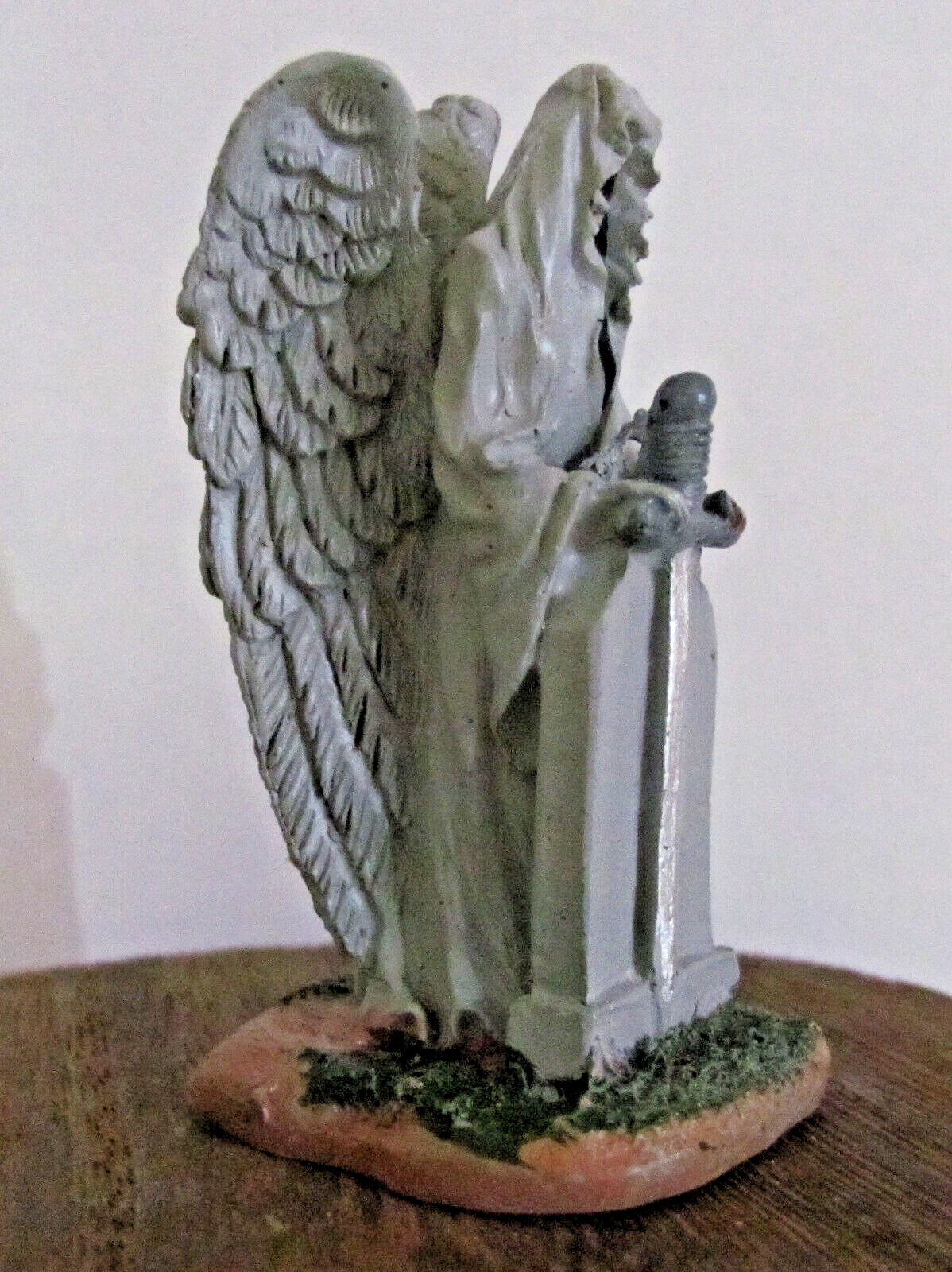Lemax Spooky Town Accessory – Haunted Cemetery Statue #34078