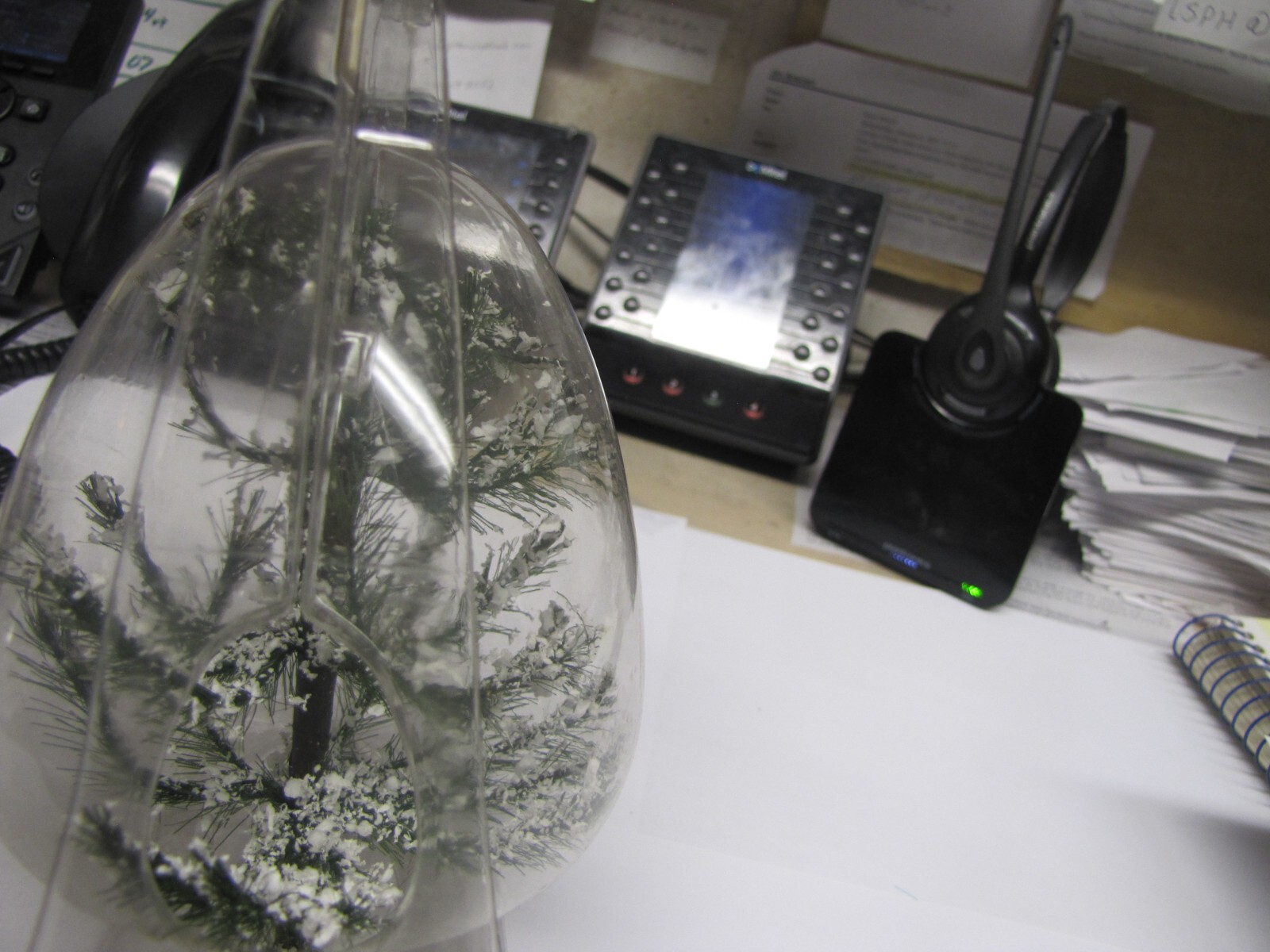 Lemax 74173 1997 White Pine, 6 Inch, Retired, original packaging