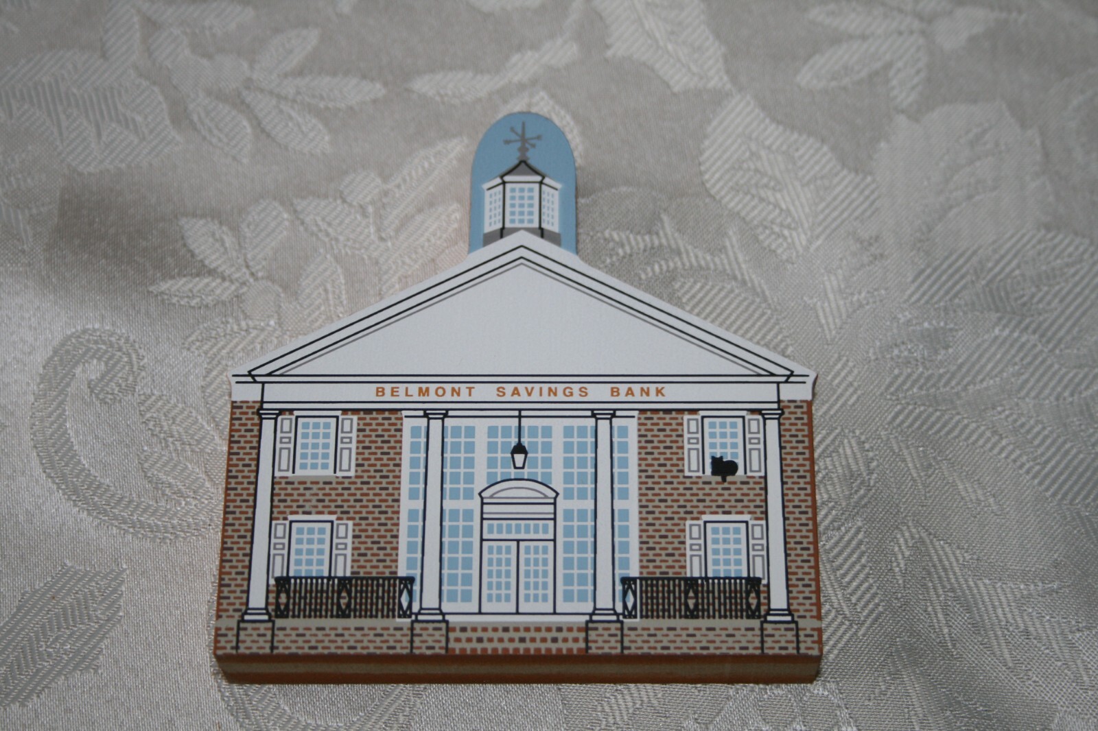 Cat’s Meow Village Belmont Savings Bank Massachusetts MA wooden house Exclusive