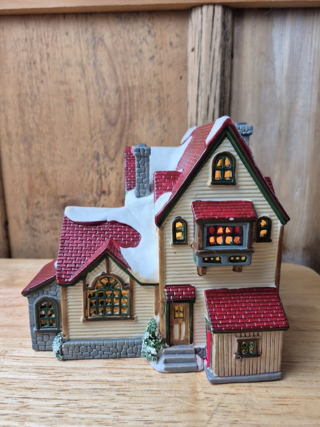Lemax Village Collection Porcelain Lighted House with Greenhouse #85270, 1998