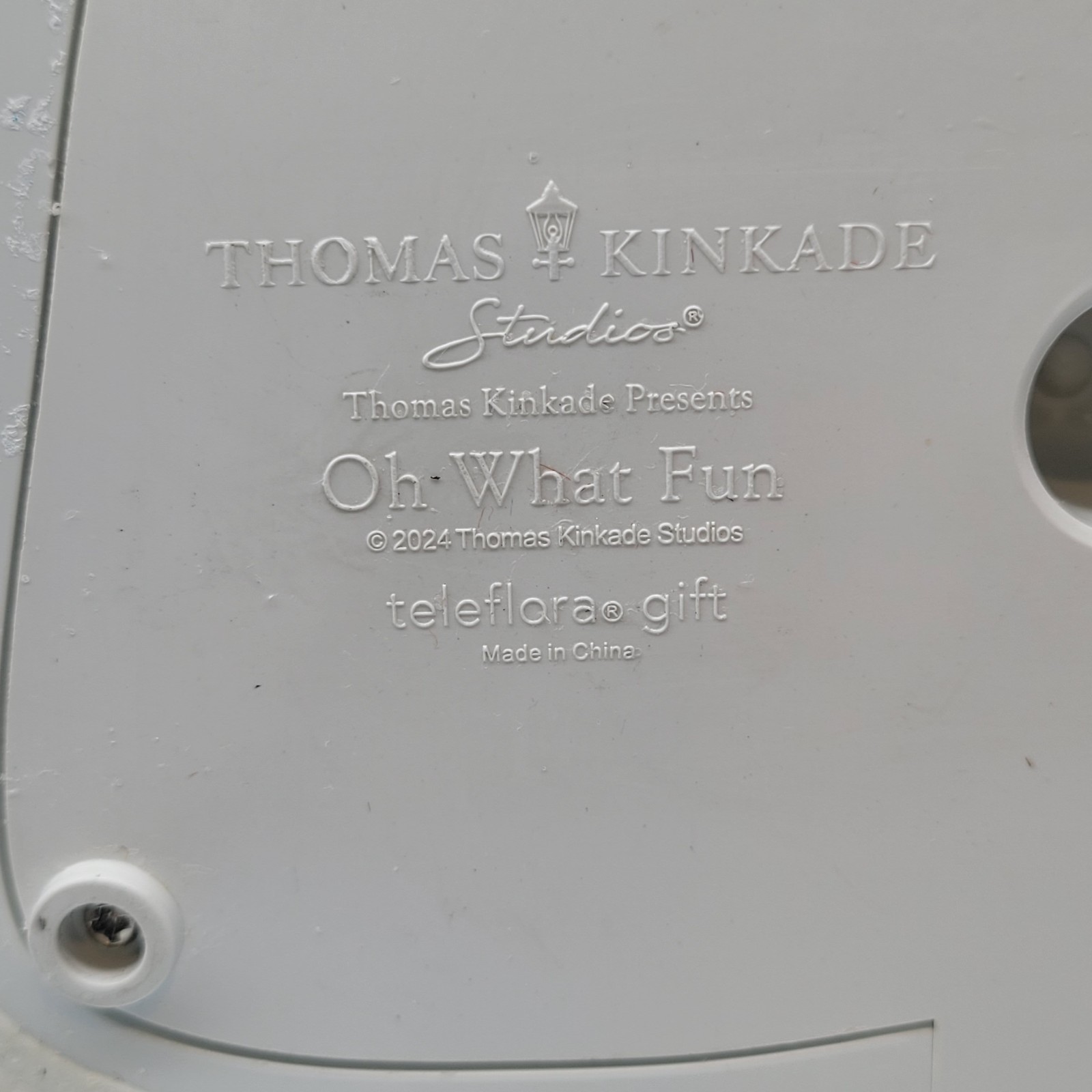2024 Thomas Kinkade Teleflora Oh What Fun Christmas Village Light Up Ice Skaters