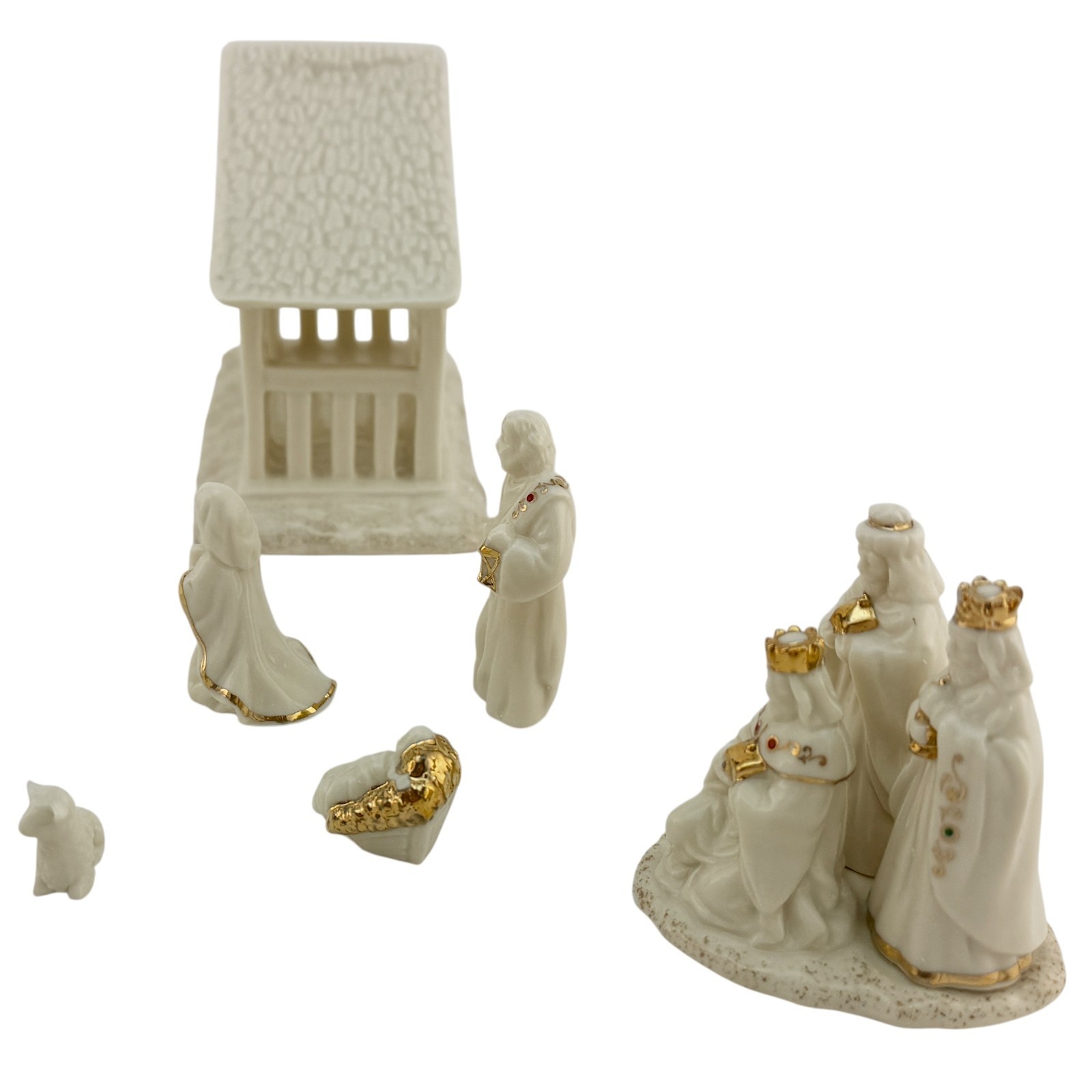 Lenox China Village Treasures MISTLETOE PARK Away In a Manger Nativity