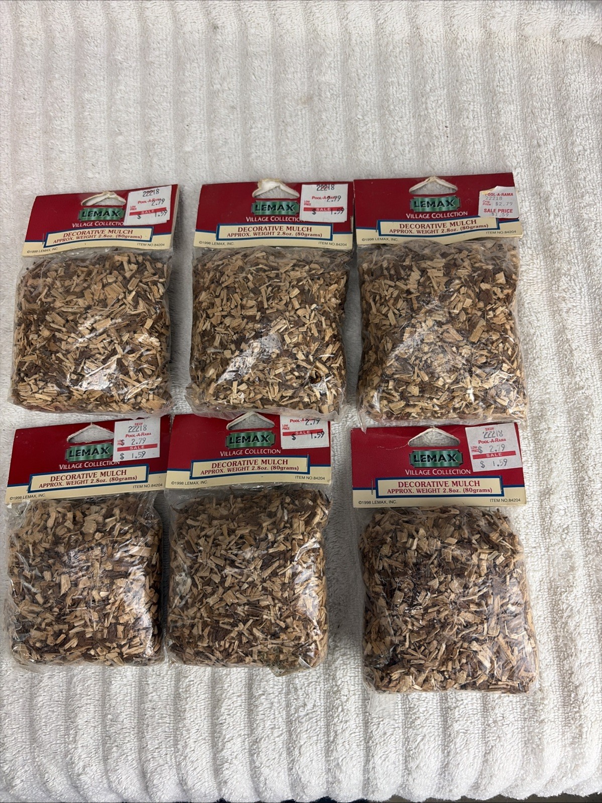 6 ~ LEMAX VILLAGE COLLECTION 2.8 oz BAG DECORATIVE MULCH #84204 LOT