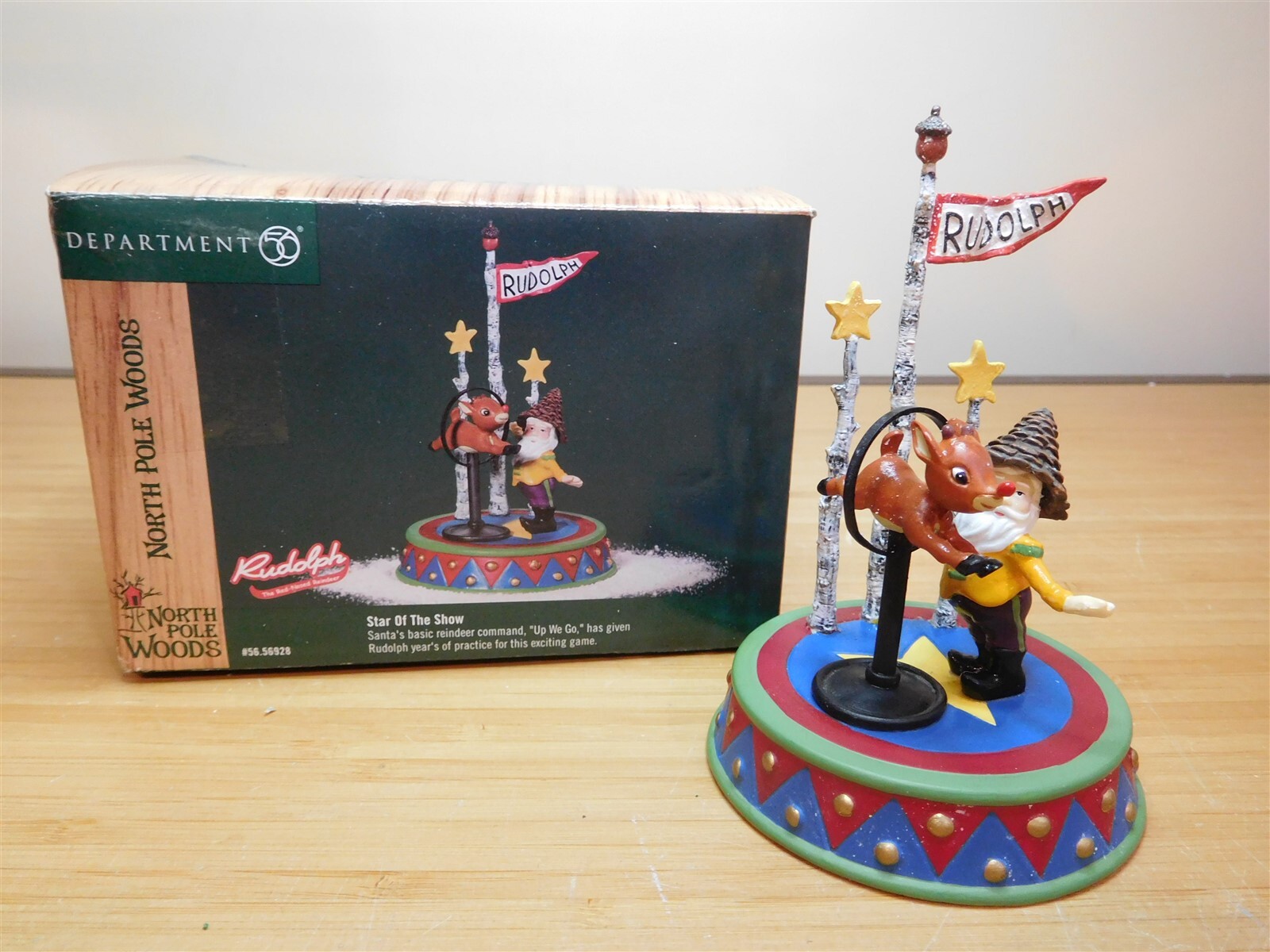 Dept 56 North Pole Woods Accessory – Star Of The Show – #56.56928 – Free Ship
