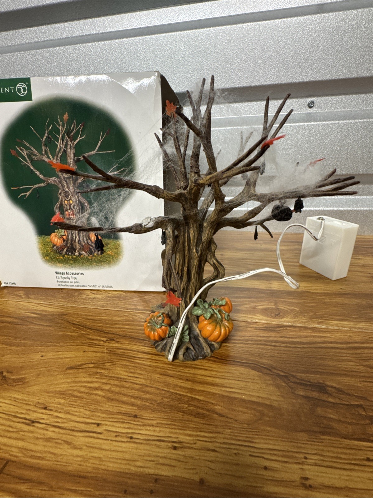 Dept 56 Snow Village Halloween Accessory “Lit Spooky Tree” w Box #56.52896