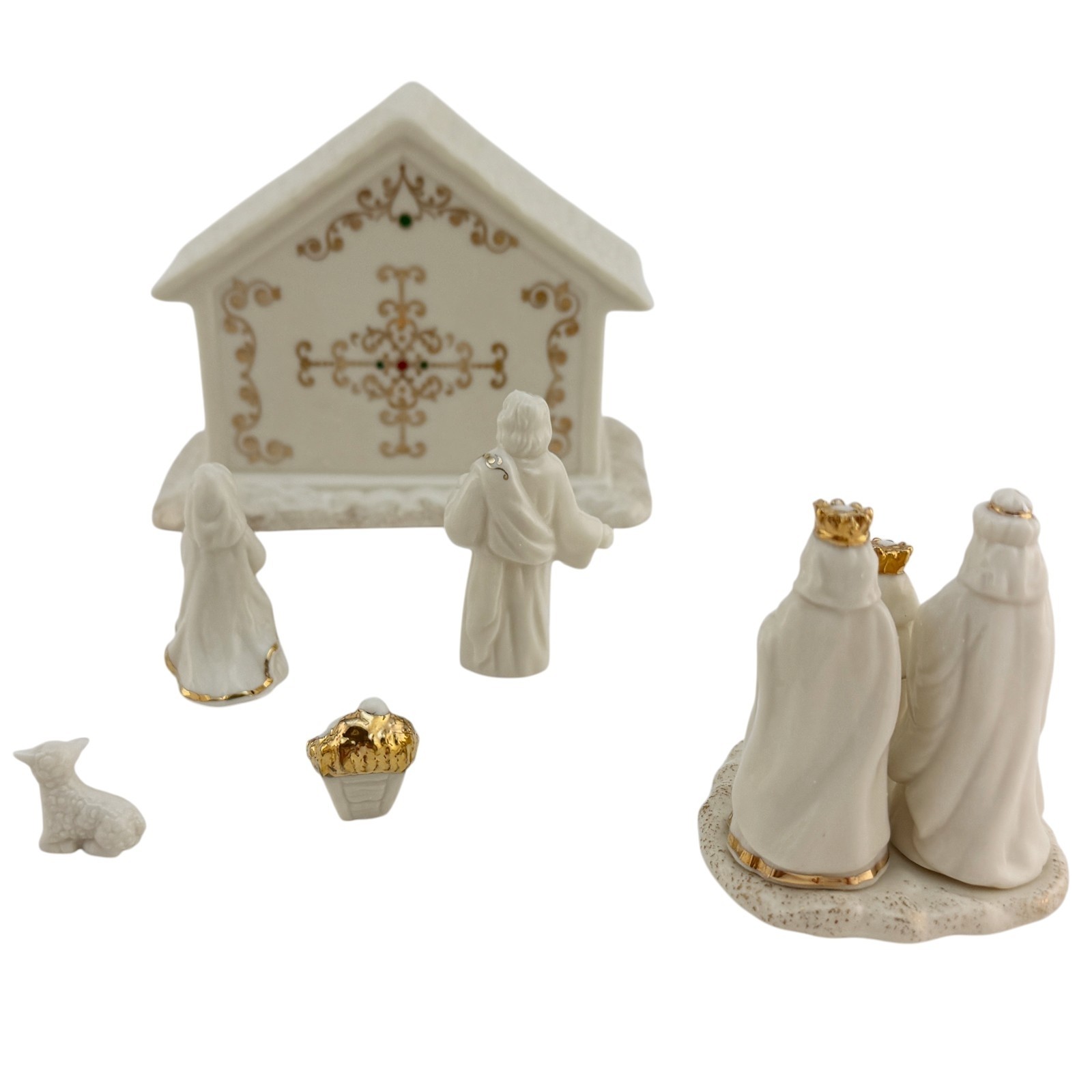 Lenox China Village Treasures MISTLETOE PARK Away In a Manger Nativity