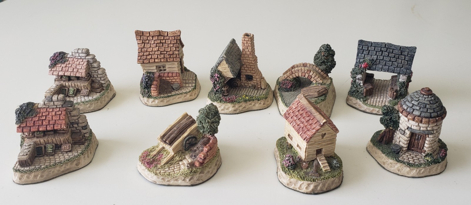 David Winter Cameo Miniature Cottages Accessories 1991 Unboxed Set of 9