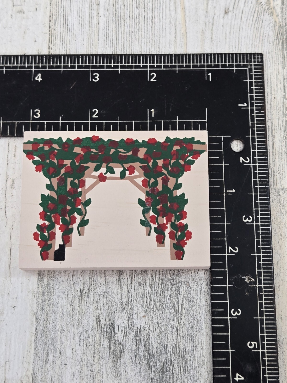 Cat’s Meow Village Rose Arbor Red Accessory Faline Shelf Sitter 1995