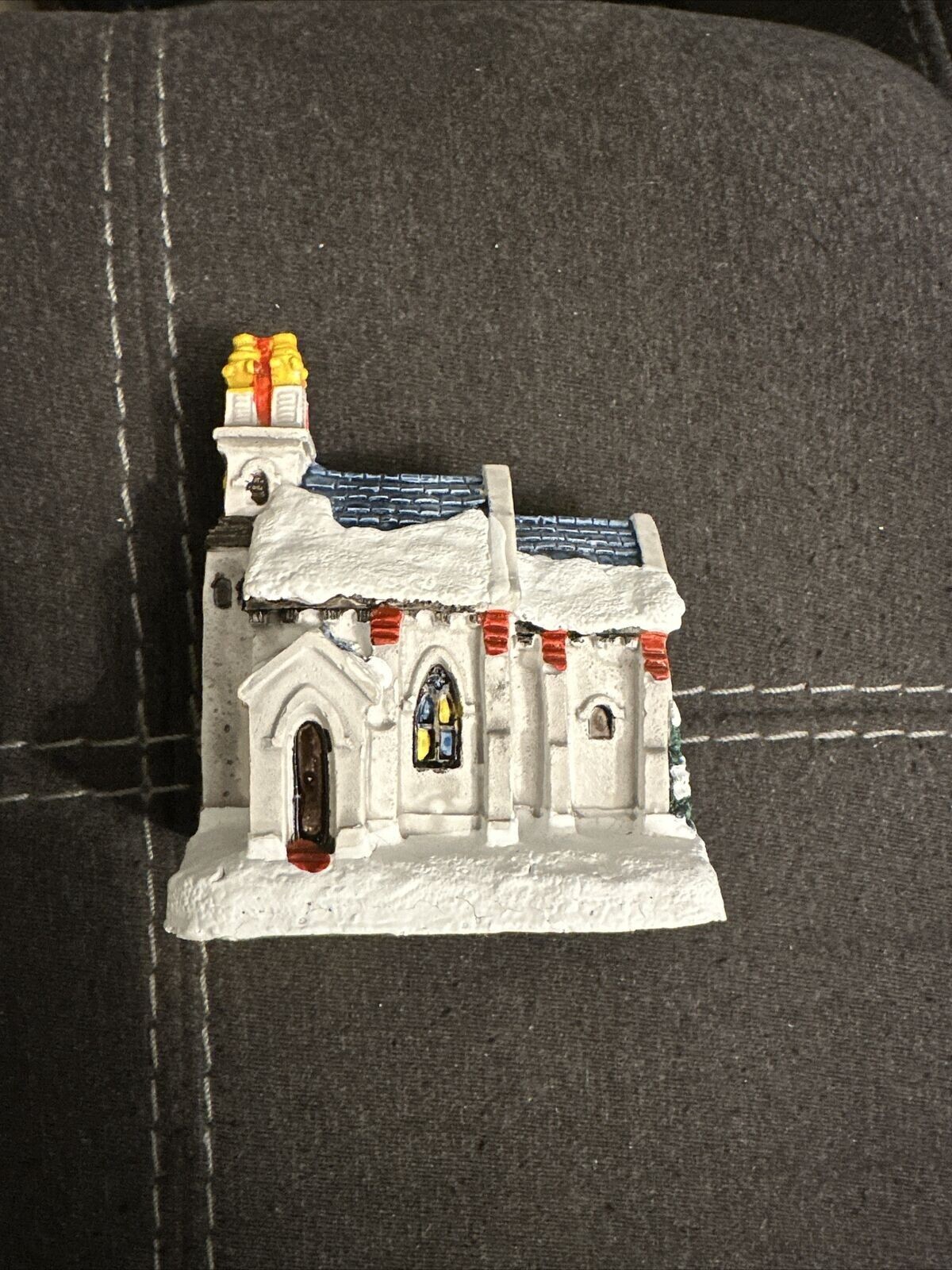 Vintage A Dickens Christmas Collection Town Church 1988 in original box