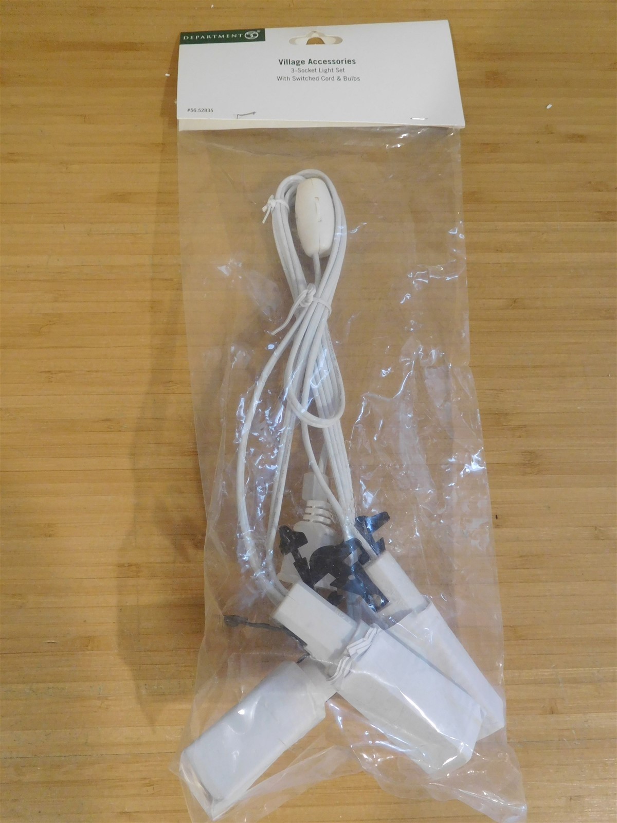 Dept 56 – 3 Socket Light Set – Cord w/ Switch – #56.52835 – NIP – Free Ship