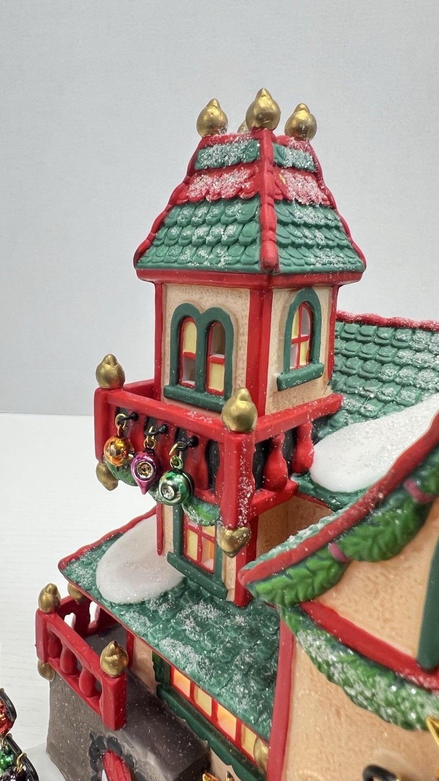 Dept 56 North Pole Series “Glass Ornament Works” 56396 Retired 1997 Excellent !