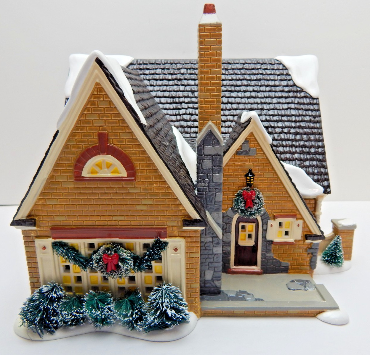 NEW Dept 56 The Original Snow Village Stratford Tan #4036566PP w/Lt Cd/Bx/Slv (3