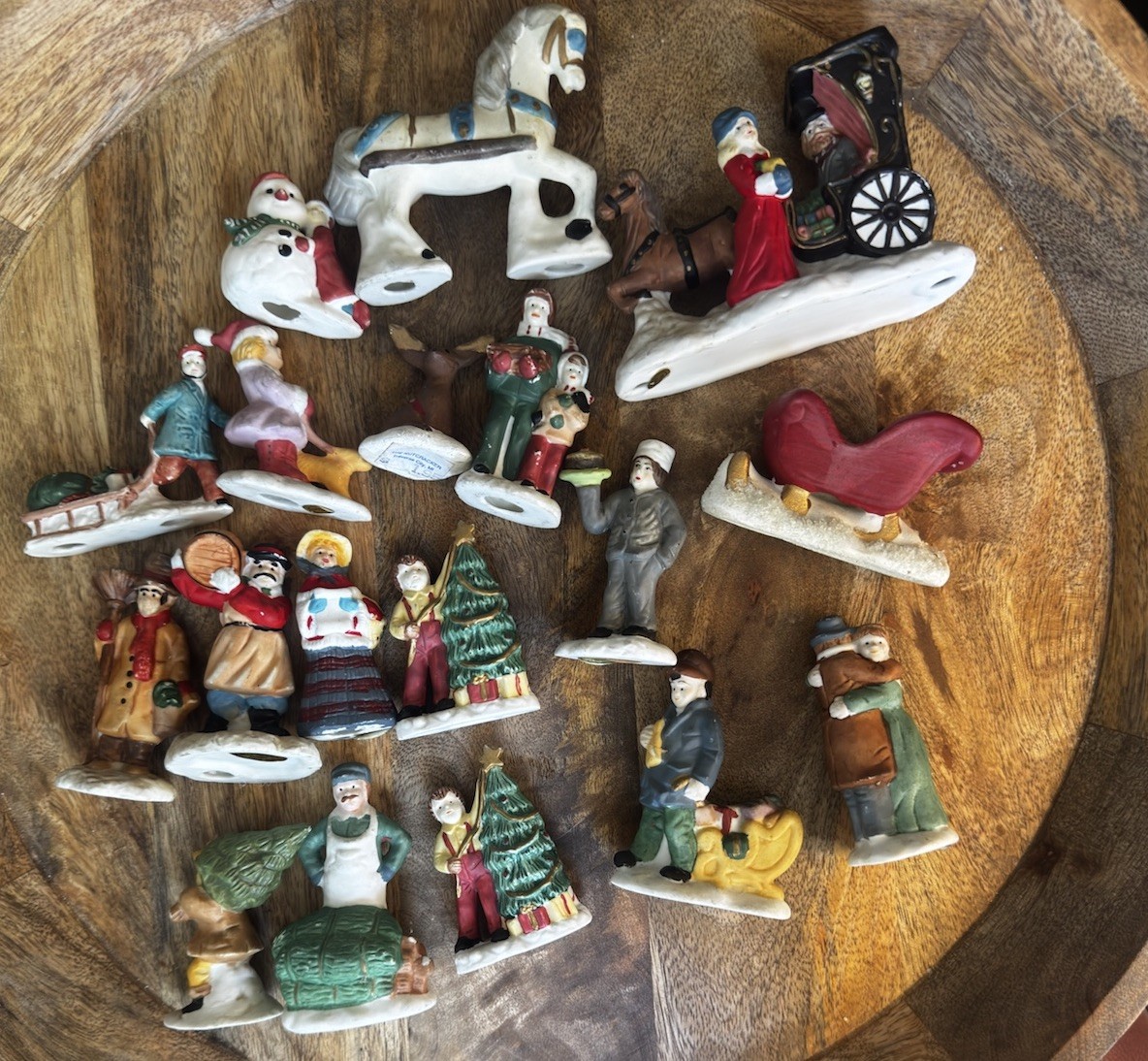 Vtg Byron Molds Figurines Christmas Village Victorian Ceramic People 18 READ