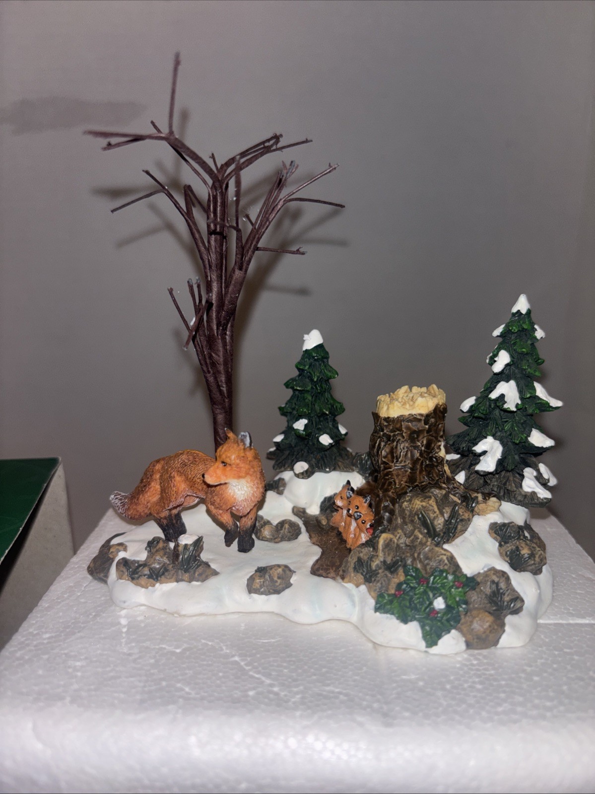 Department 56 Village Accessories Foxes in the Forest 1998 Retired #52744