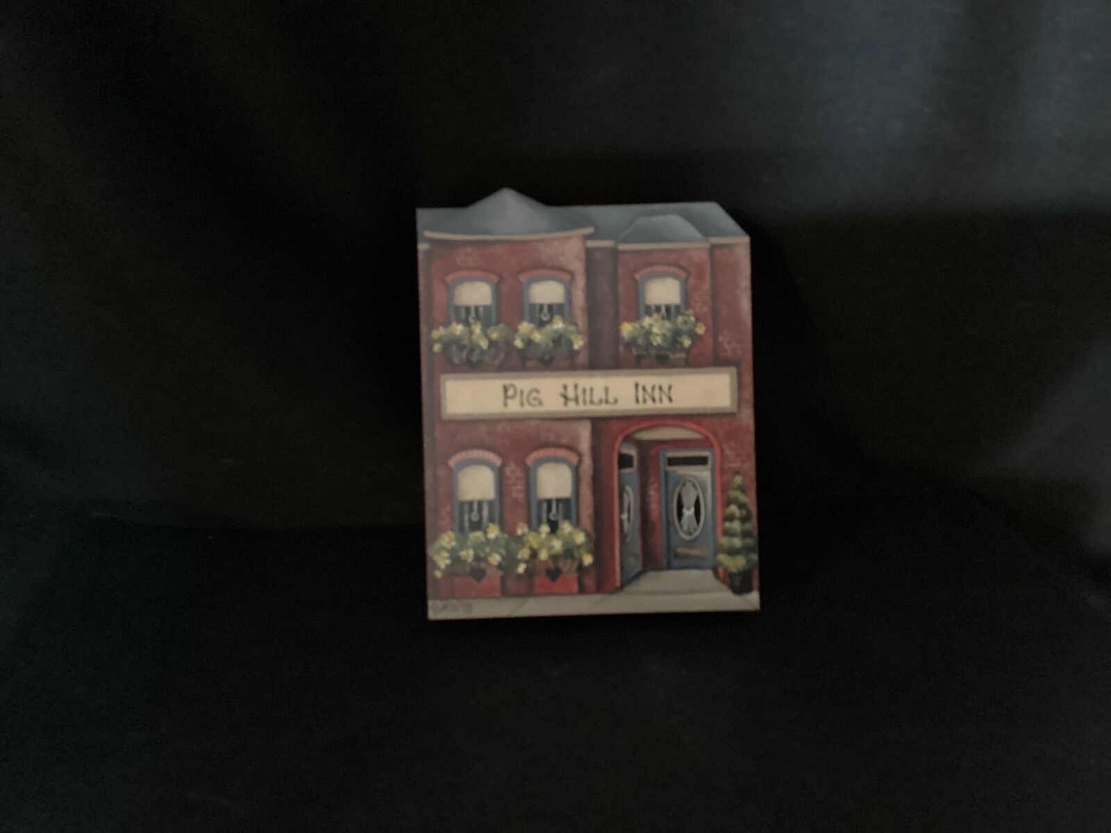 Brandywine Woodcrafts “Pig Hill Inn “Shelf Sitter