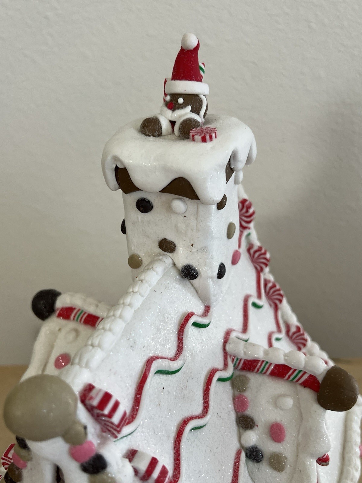 Kurt Adler Gingerbread House Lighted Figurine J3628 – 12 Inch