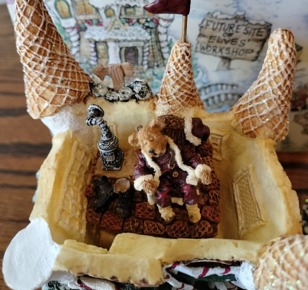Vtg Boyds Bearly Built Villages Kringle’s Retreat Exclusive Edition With Figures
