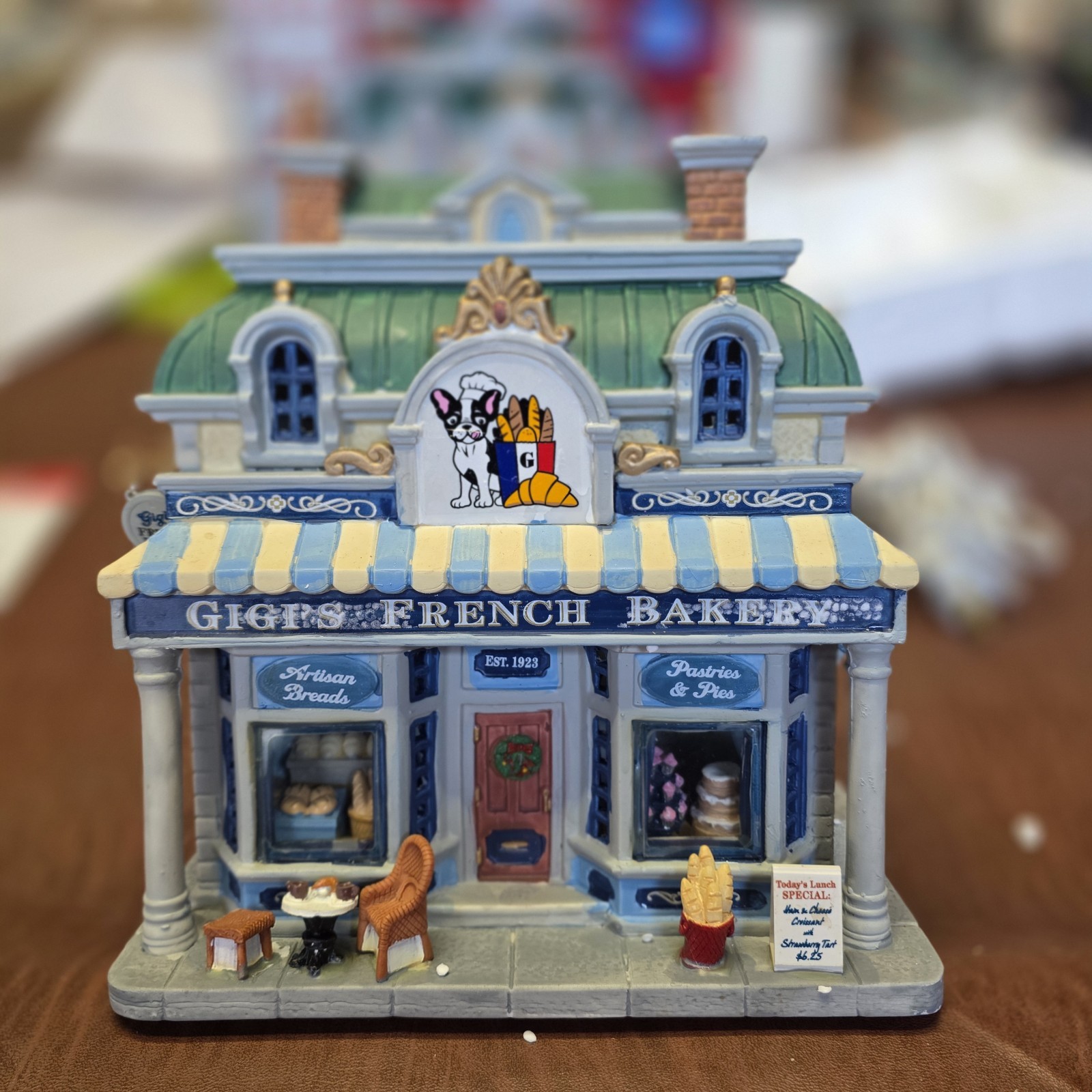 RARE/RET. LEMAX Gigis’s FRENCH Bakery LIGHTED VILLAGE With Accesory