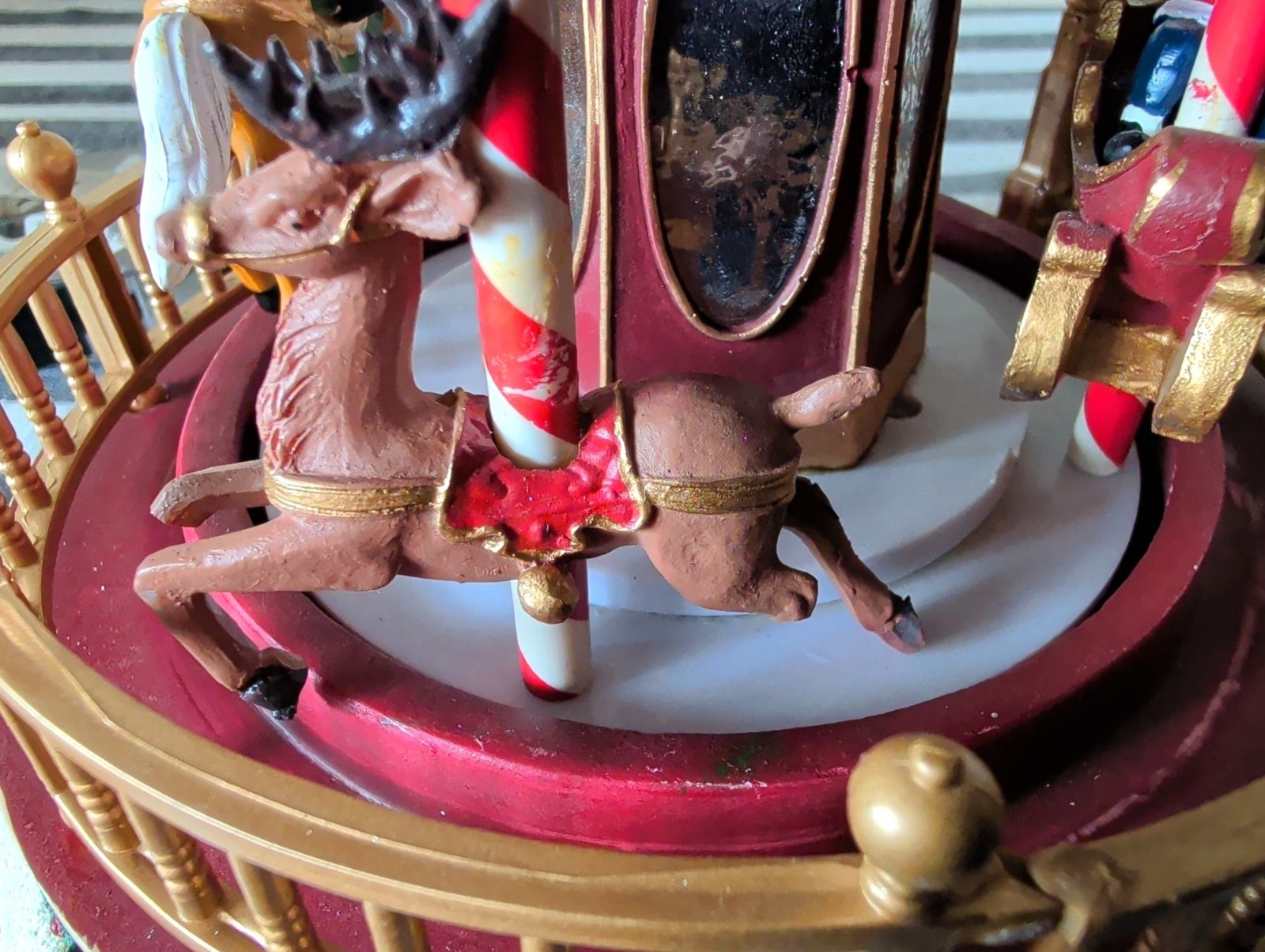 St. Nicholas Square Christmas Carousel Village House Lights Music Motion *READ