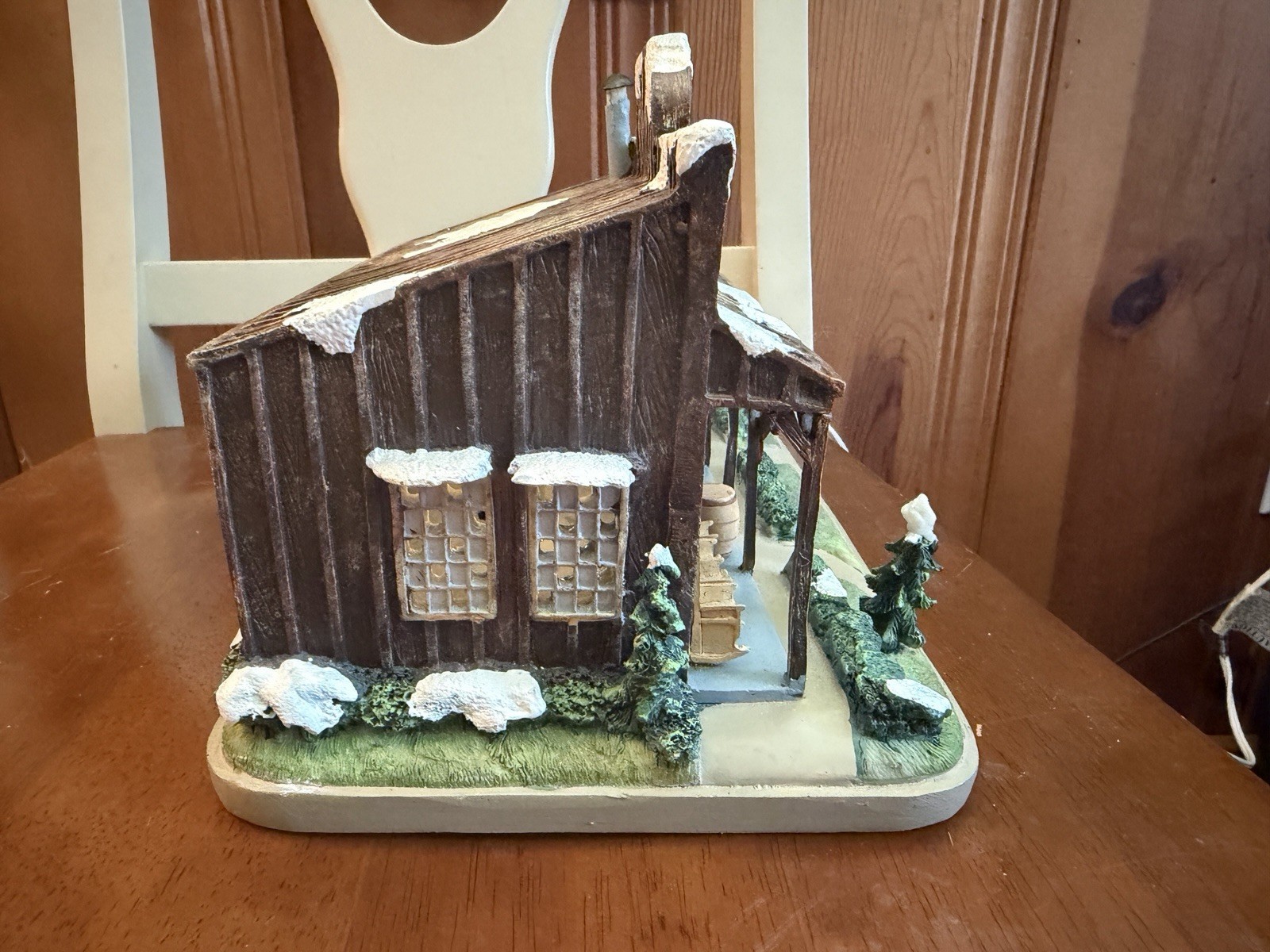 ****Cracker Barrel Christmas Village Light-Up Old Country Store W/ Cord 2005