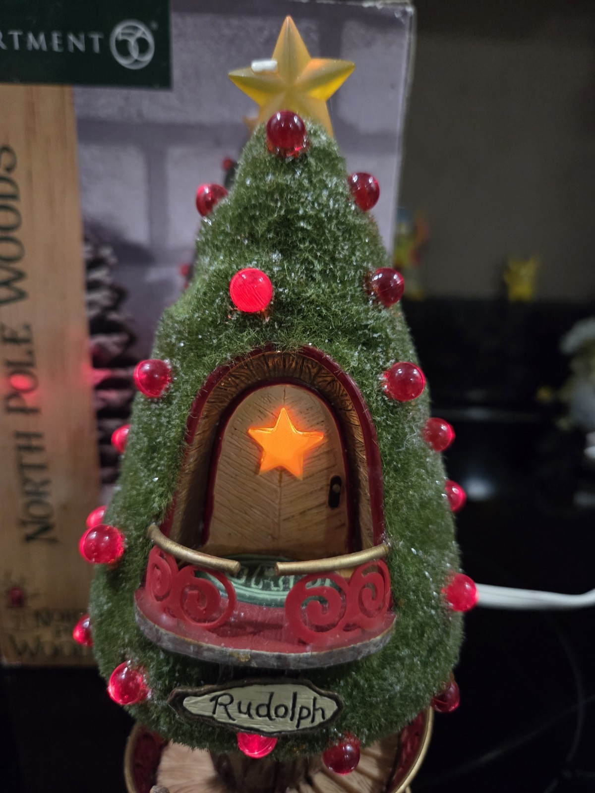 Vintage Dept 56 North Pole Woods Rudolph’s Condo Christmas Lights Up 56885 Box