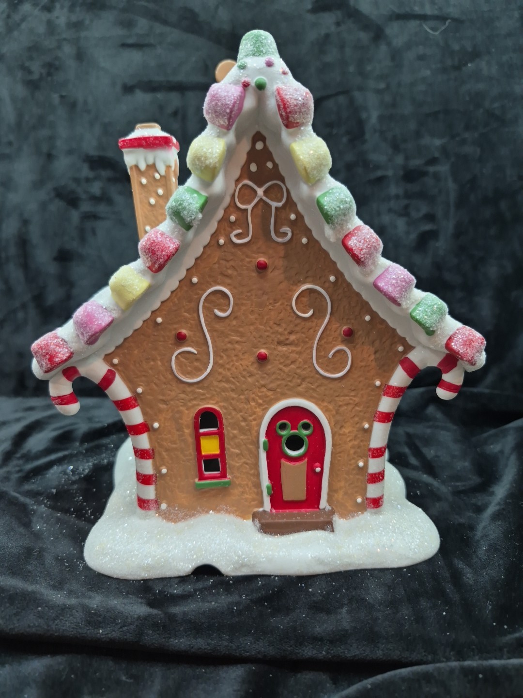 Dept 56 2023 Mickeys Gingerbread Gumdrop House Porcelain With Light Cord