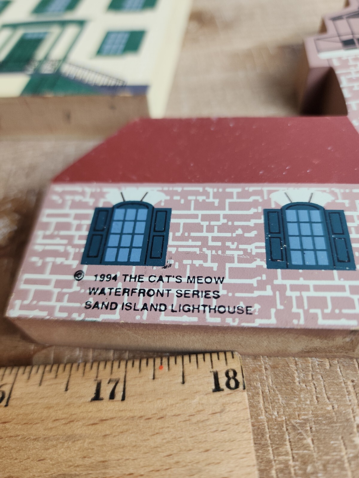 The Cat’s Meow – Multiple Series Lot Of 5 Pieces Buildings/light House/Boat Shop