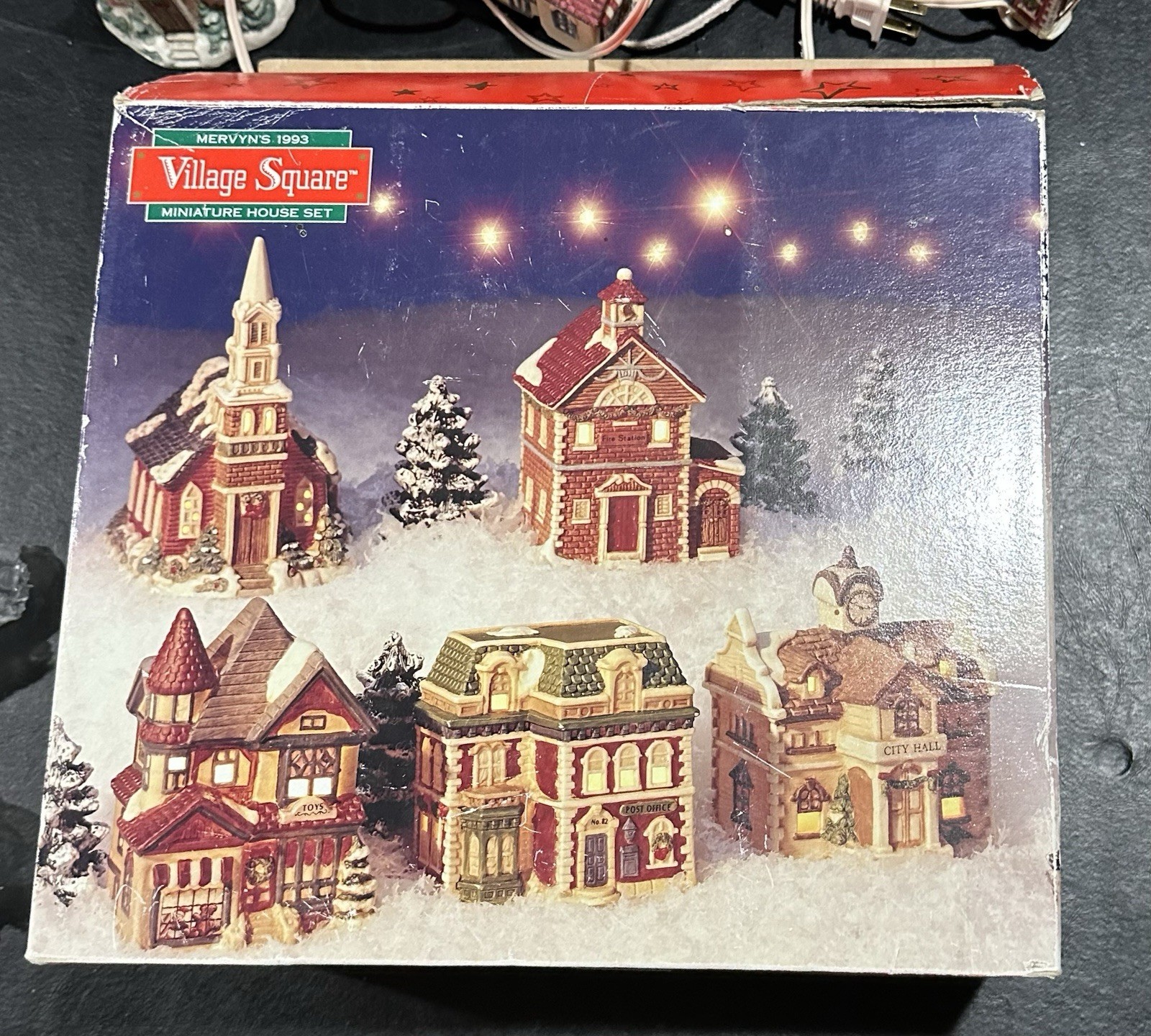 Mervyns 1993 Christmas Village Square 5 Piece Miniature House Christmas Set