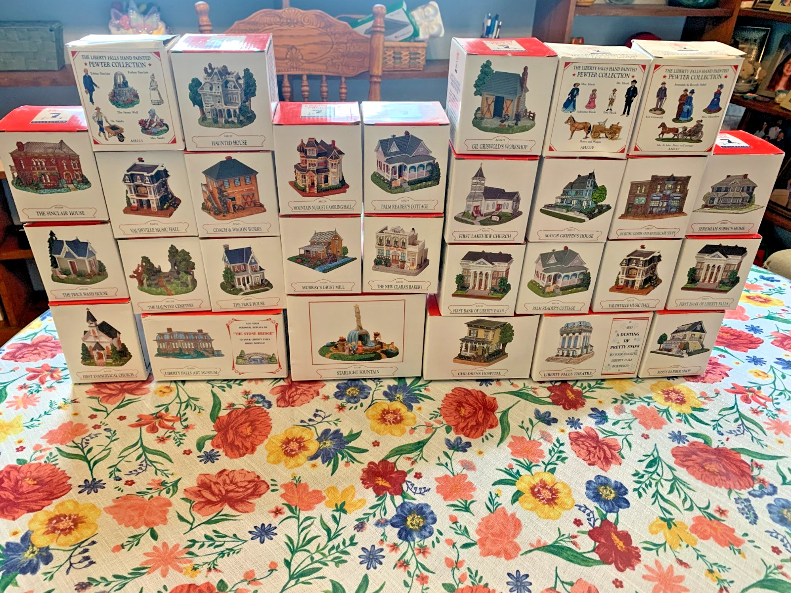Liberty Falls American Collection lot 29 miniatures pewter house original boxes