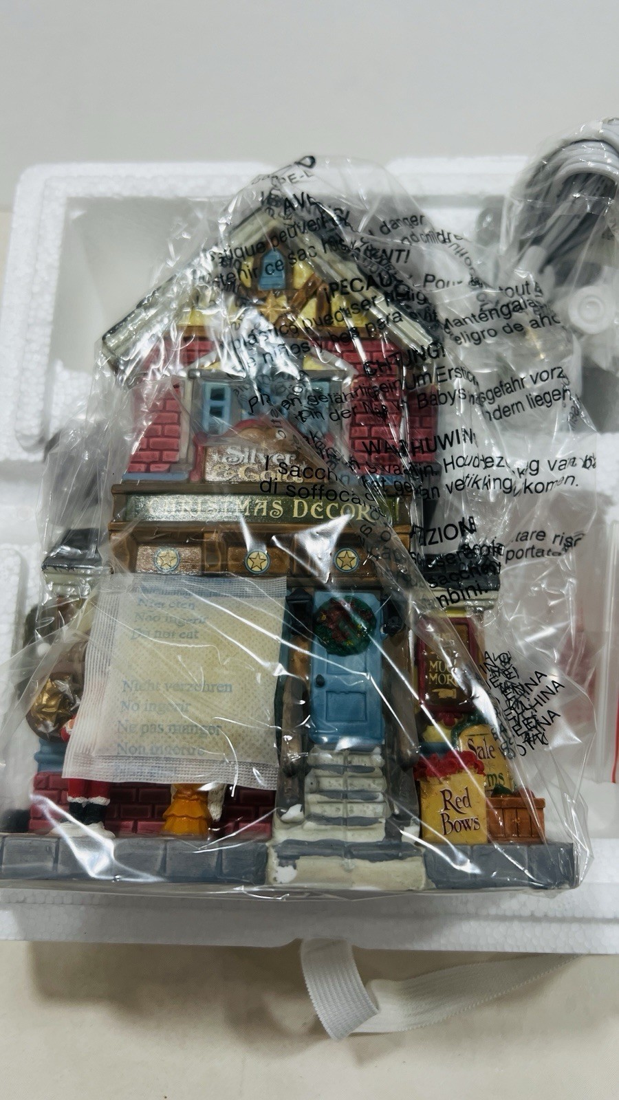 Lemax “ Silver & Gold Shop” Porcelain Lighted Building 45699 Retired 2014 NEW !
