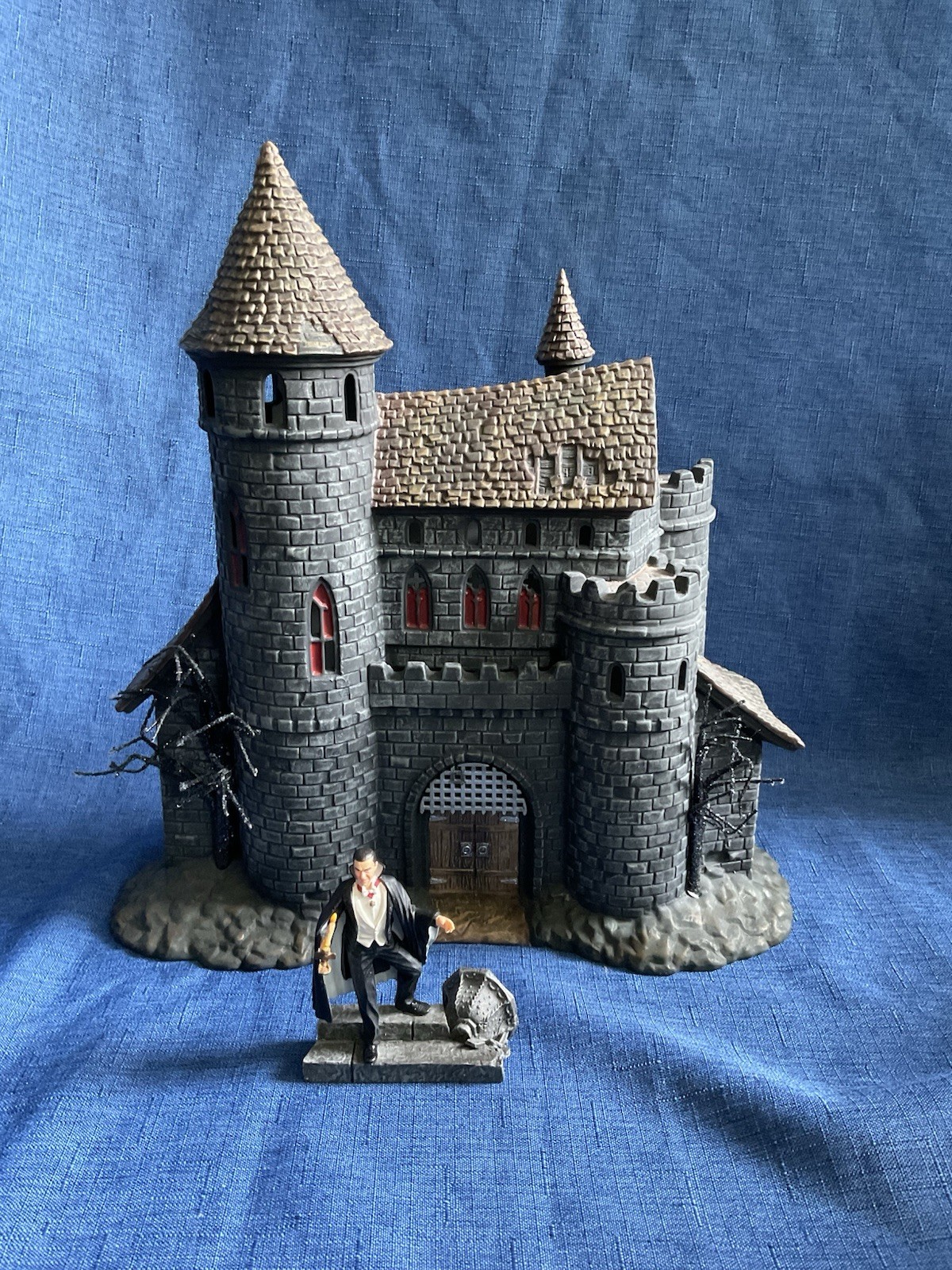 Department 56 Dracula Castle Universal Monsters 2pc Set Boxed 1997 inv#205